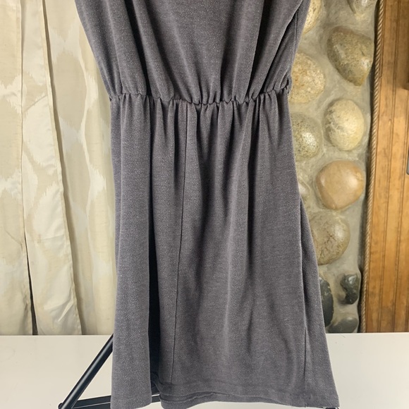 Delirious Women’s L Short sleeve Cowl Neck Tunic - Picture 5 of 8